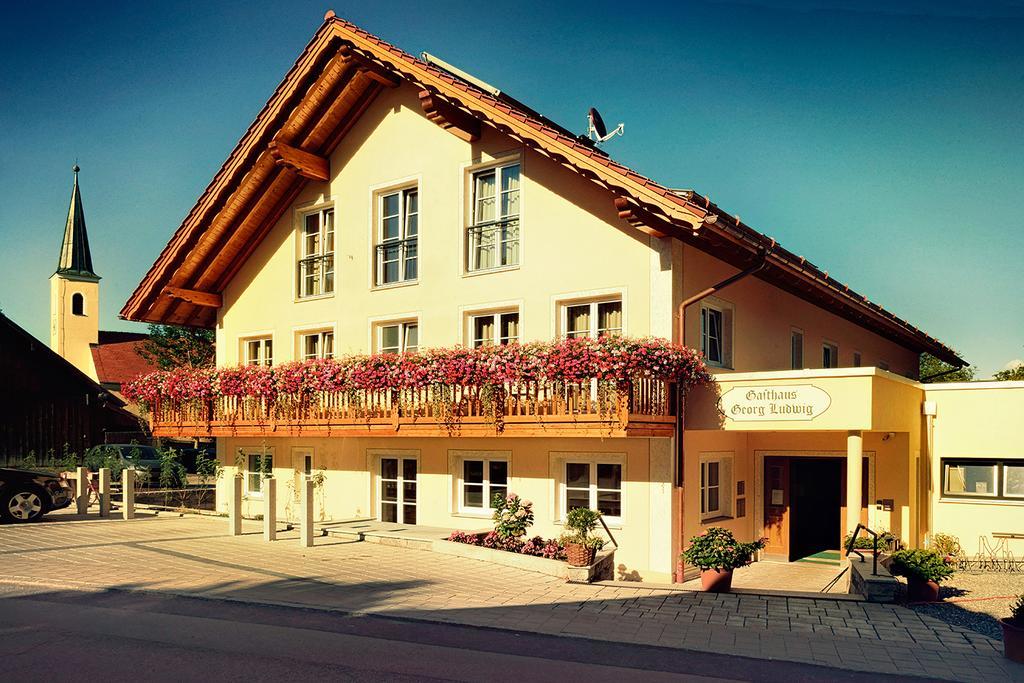 פוקינג Gasthaus Georg Ludwig Maising מראה חיצוני תמונה