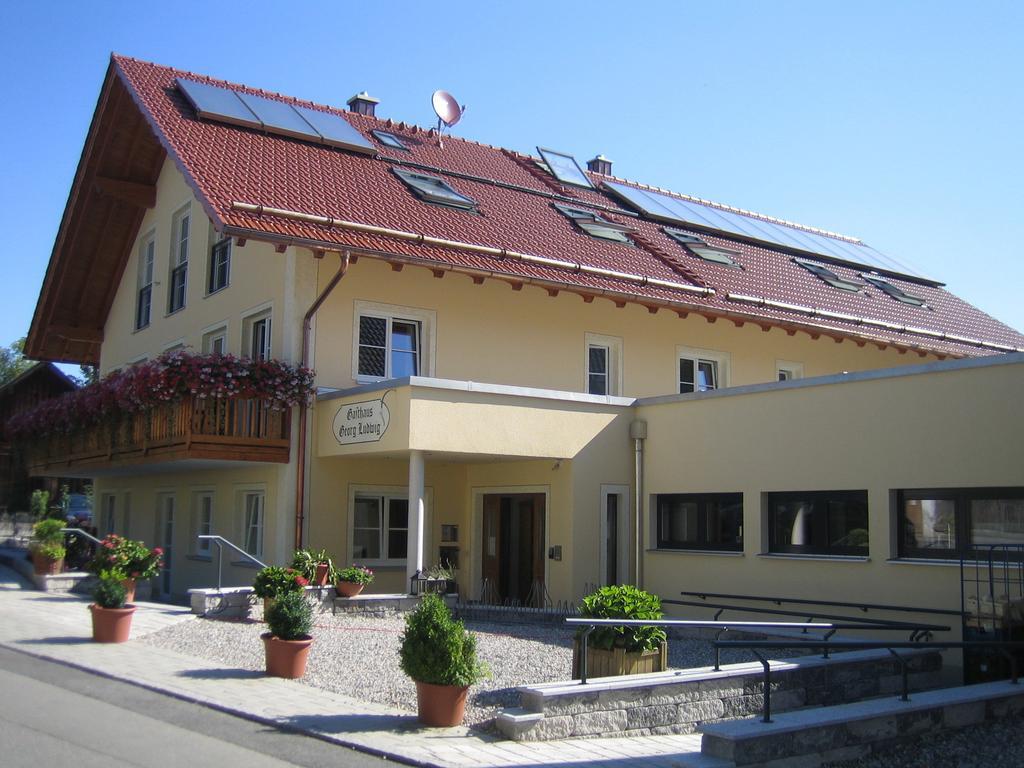 פוקינג Gasthaus Georg Ludwig Maising מראה חיצוני תמונה